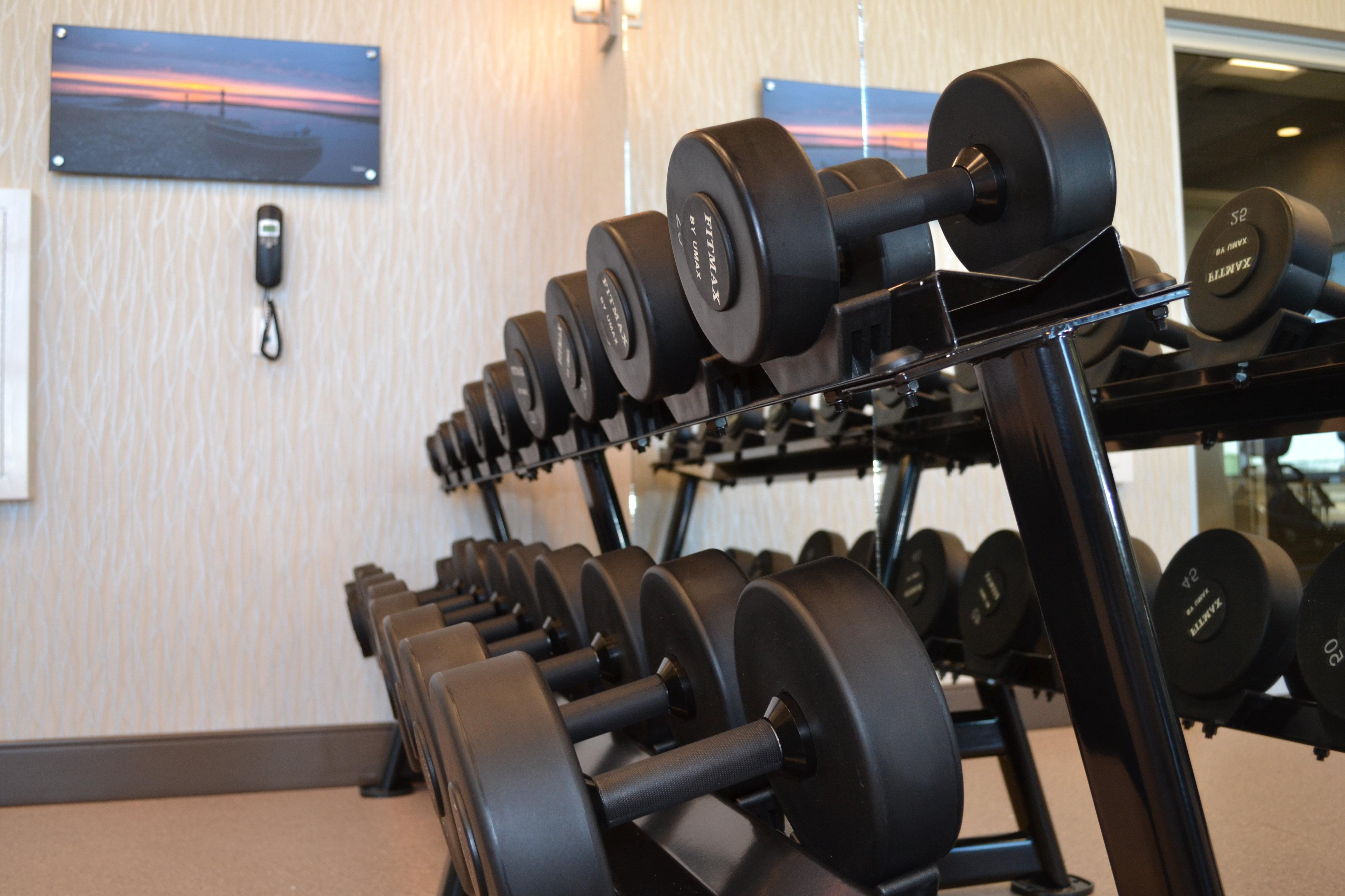 Holiday Inn Express & Suites Cold Lake By Ihg מראה חיצוני תמונה